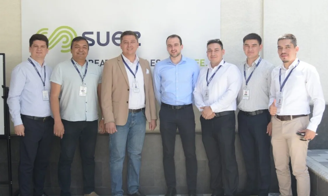 Cyril Campedel avec l’équipe SUEZ lors d’une mission d’expertise data en Ouzbékistan